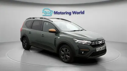 Used 2024 Dacia Jogger Extreme MPV | £15,600 (Fair price)