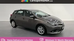 Bronze Used 2018 Toyota Auris Hatchback | £11,697 (Fair price)