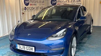 Used Tesla Model 3 Standard Range 180 kW (245 HP) 2021 Sedan