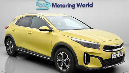Second-hand Kia XCeed 141 CP (103 kW) 2023 Galben SUV