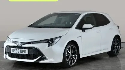 Begagnad Toyota Corolla 122 HK (89 kW) 2022 Halvkombi