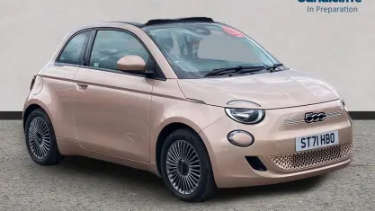 Used Fiat 500e Icon 86 kW (118 HP) 2022 Gold Cabriolet