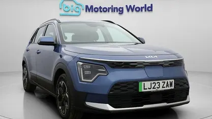 Used Kia Niro 150 kW (204 HP) 2023 Blue SUV