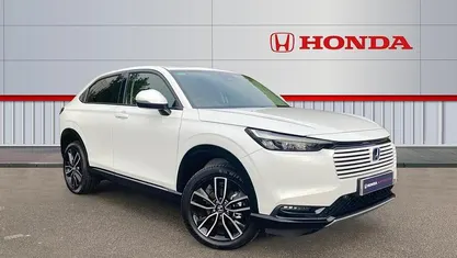 White New 2025 Honda HR-V Advance SUV | £29,975 (Fair price)