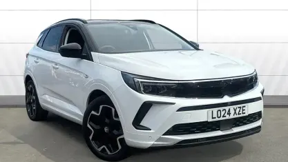 Used Vauxhall Grandland X Ultimate 131 HP (96 kW) 2024 White SUV