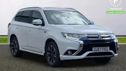 Used Mitsubishi Outlander P-HEV 203 HP (149 kW) 2017 White Estate