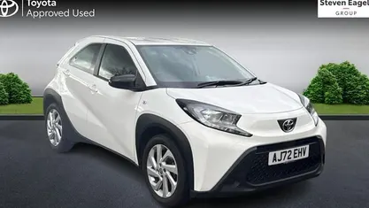 Used Toyota Aygo X PURE 72 HP (52 kW) 2025 SUV