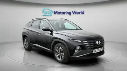 Używany Hyundai Tucson SE 150 KM (110 kW) 2023 Czarny SUV