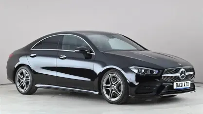 Używany Mercedes CLA200 AMG line 163 KM (119 kW) 2022 Sedan/Limuzyna
