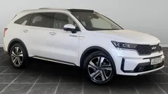White Used 2022 Kia Sorento 4 SUV | £29,895 (Fair price)