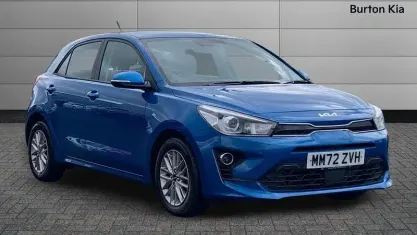 Usado Kia Rio 101 HP (74 kW) 2022 Citadino