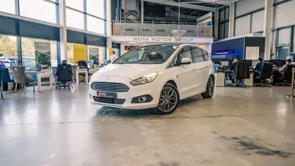 Used Ford S-MAX Titanium 150 HP (110 kW) 2018 MPV