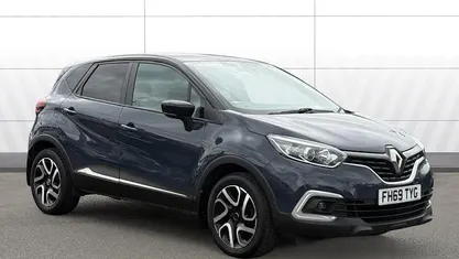 Used Renault Captur Iconic 90 HP (66 kW) 2019 SUV