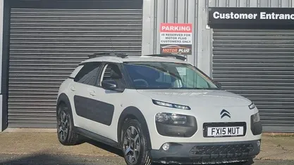 Used Citroën C4 Cactus Flair 92 HP (67 kW) 2015 Hatchback
