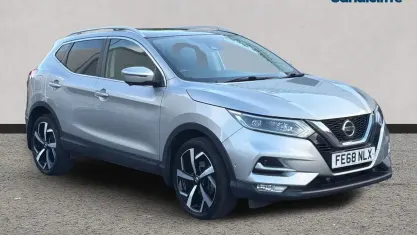 Used Nissan Qashqai Tekna 115 HP (84 kW) 2017 Silver SUV