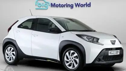Używany Toyota Aygo X PURE 72 KM (52 kW) 2025 SUV