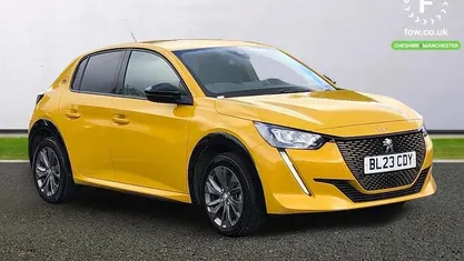 Used Peugeot e-208 Allure+ 100 kW (136 HP) 2023 Hatchback