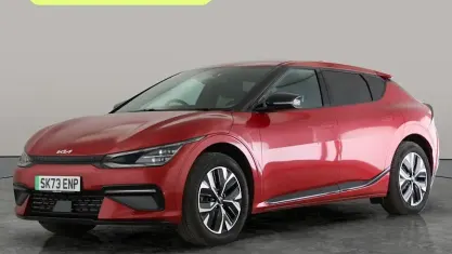 Używany Kia EV6 GT-Line 167 kW (228 KM) 2023 Czerwony SUV