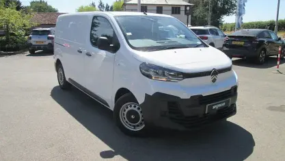Used Citroën Dispatch 120 HP (88 kW) 2025 White MPV