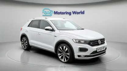 Usado VW T-Roc R-line 150 HP (110 kW) 2021 Prateado SUV
