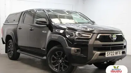 Used Toyota HiLux 204 HP (150 kW) 2022 Black Pickup