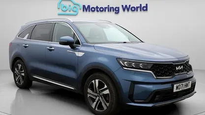Blue Used 2022 Kia Sorento SUV | £28,400 (Fair price)