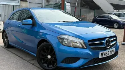 Begagnad Mercedes A180 SE 122 HK (89 kW) 2013 Halvkombi