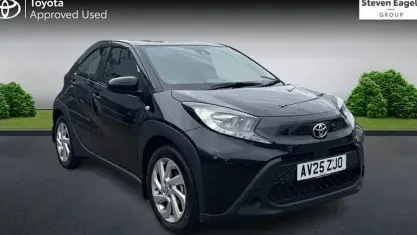 Usado Toyota Aygo X PURE 72 HP (52 kW) 2025 SUV