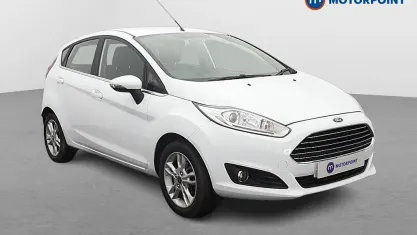 Second-hand Ford Fiesta Zetec 82 CP (60 kW) 2017 Alb Hatchback