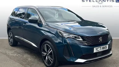 Used Peugeot 5008 Premium 131 HP (96 kW) 2022 SUV