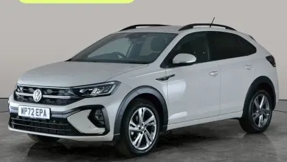 Begagnad VW Taigo R-line 110 HK (80 kW) 2023 Grå SUV