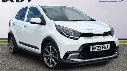 Second-hand Kia Picanto X-Line 67 CP (49 kW) 2023 Alb Hatchback