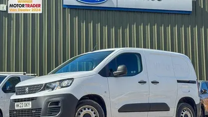 Used Peugeot Partner Premium 102 HP (75 kW) 2023 MPV