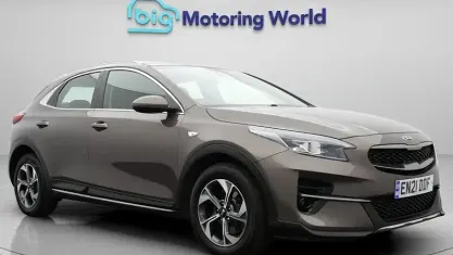 Used Kia XCeed 120 HP (88 kW) 2021 Brown SUV