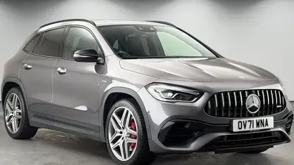 Begagnad Mercedes GLA45 AMG AMG 421 HK (309 kW) 2021 Grå SUV