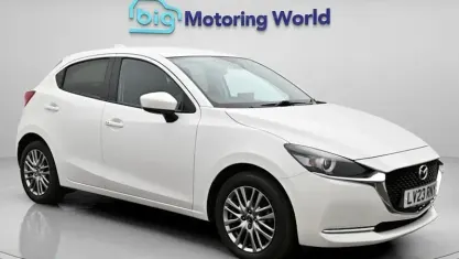 Used Mazda 2 Inclusive 90 HP (66 kW) 2023 White Hatchback