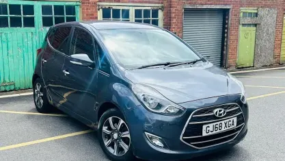 Used Hyundai i20 SE 125 HP (91 kW) 2018 Grey MPV