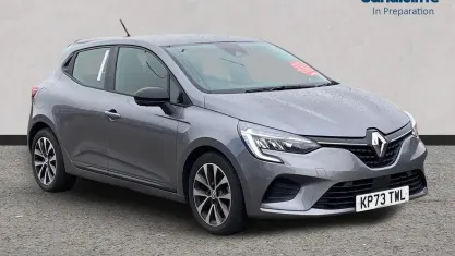 Used Renault Clio Evolution 90 HP (66 kW) 2022 Grey Hatchback