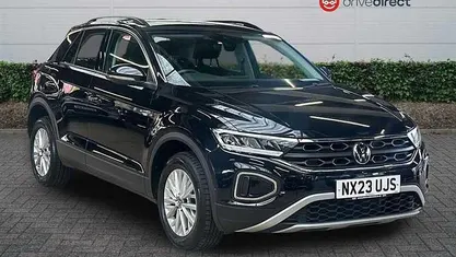 Black Used 2023 VW T-Roc Life SUV | £17,700 (Fair price)