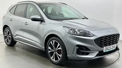 Second-hand Ford Kuga ST-Line X 150 CP (110 kW) 2023 Argintiu SUV