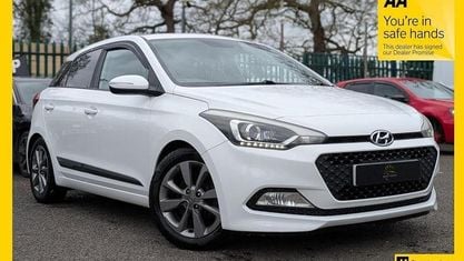 Second-hand Hyundai i20 Premium 90 CP (66 kW) 2015 Alb Hatchback