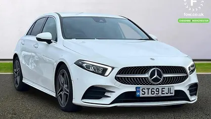 Used Mercedes A250 AMG Line Premium 224 HP (164 kW) 2019 White Hatchback