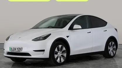 Used Tesla Model Y RWD 254 kW (346 HP) 2024 White SUV