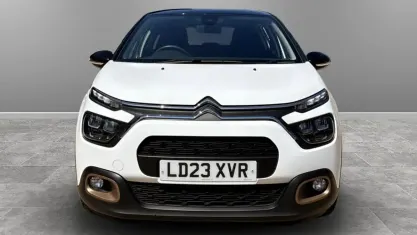 Used Citroën C3 PureTech 83 HP (61 kW) 2023 White Hatchback