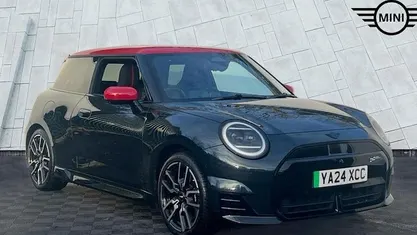 Used 2025 Mini Cooper Sport Hatchback | £27,691 (Fair price)