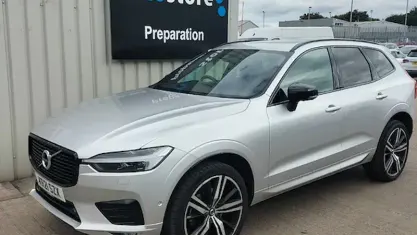 Used Volvo XC60 R-Design Pro 197 HP (144 kW) 2021 SUV