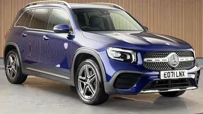 Used Mercedes GLB200 AMG line 163 HP (119 kW) 2021 Blue SUV