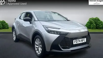 Used Toyota C-HR 140 HP (102 kW) 2026 SUV