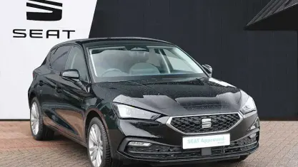 Nouă Seat Leon SE Dynamic 116 CP (85 kW) 2025 Negru Hatchback