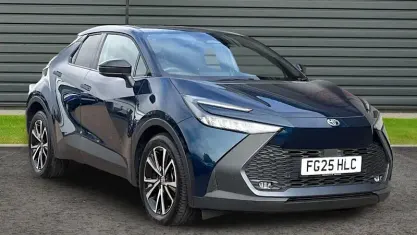 Used Toyota C-HR Design 140 HP (102 kW) 2025 Blue SUV